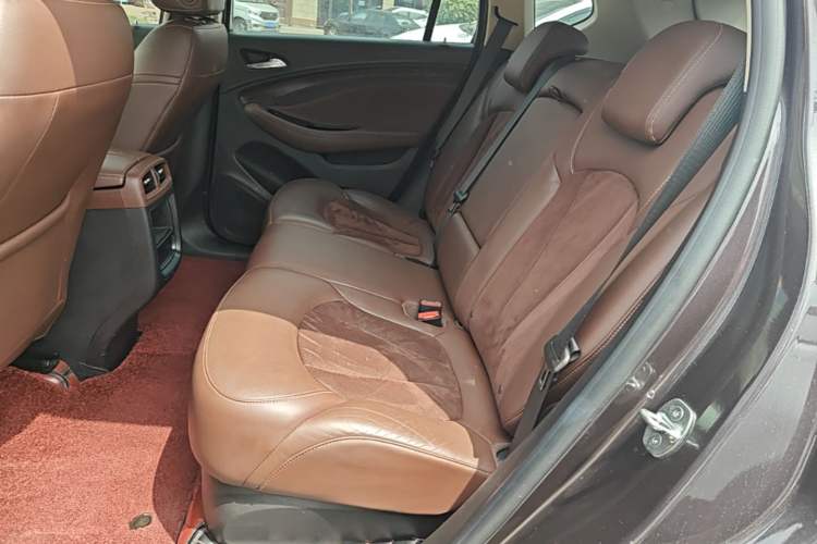 Used Buick Envision 2017 20T Two-Wheel Drive Elite Version Left Rear Seat