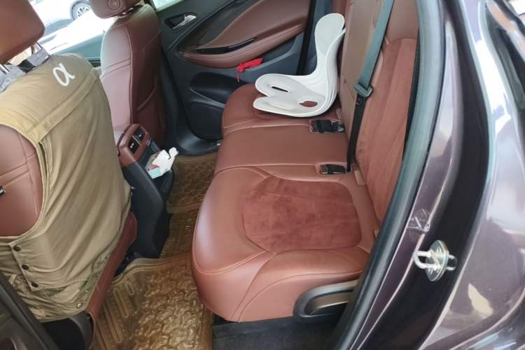 Used Buick Envision 2017 28T Four-Wheel Drive Elite Model Left Rear Seat