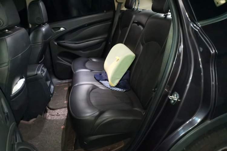 Used Buick Envision 2017 20T Two-Wheel Drive Leading Version Left Rear Seat