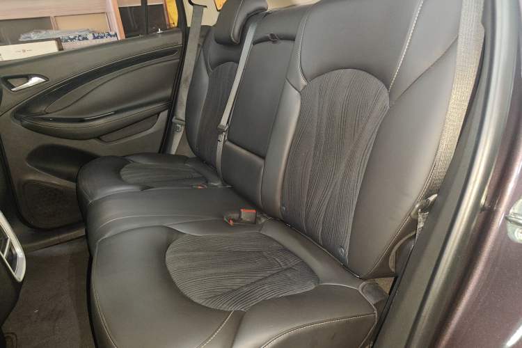 Used Buick Envision 2017 20T Two-Wheel Drive Leading Version Left Rear Seat