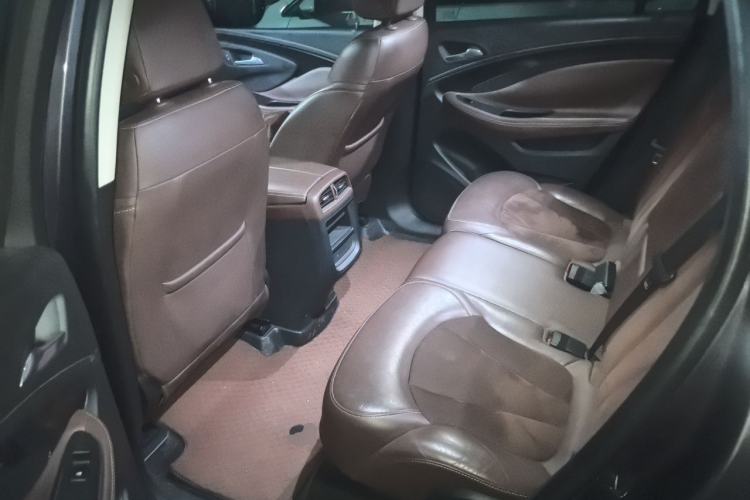 Used Buick Envision 2017 28T Four-Wheel Drive Elite Model Left Rear Seat