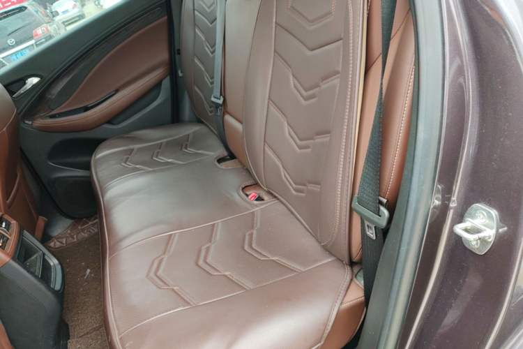 Used Buick Envision 2017 20T Two-Wheel Drive Elite Version Left Rear Seat