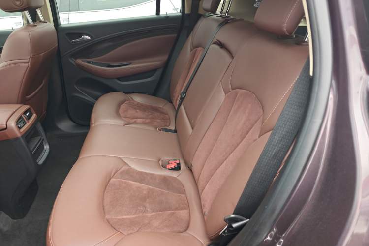 Used Buick Envision 2017 20T Two-Wheel Drive Elite Version Left Rear Seat
