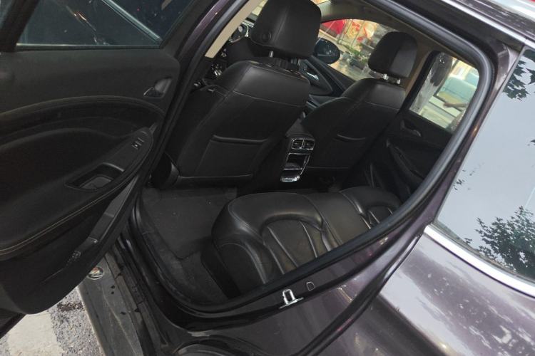 Used Buick Envision 2017 20T Two-Wheel Drive Elite Version Left Rear Seat