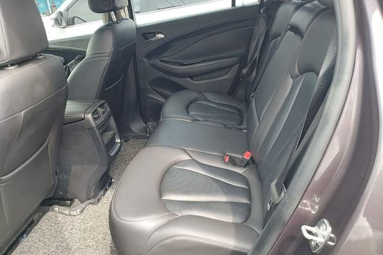 Used Buick Envision 2017 20T Two-Wheel Drive Leading Version Left Rear Seat