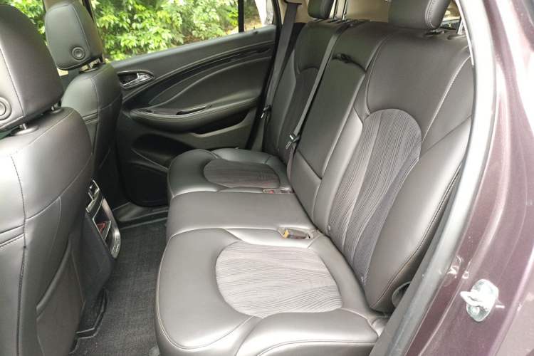 Used Buick Envision 2017 20T Two-Wheel Drive Leading Version Left Rear Seat
