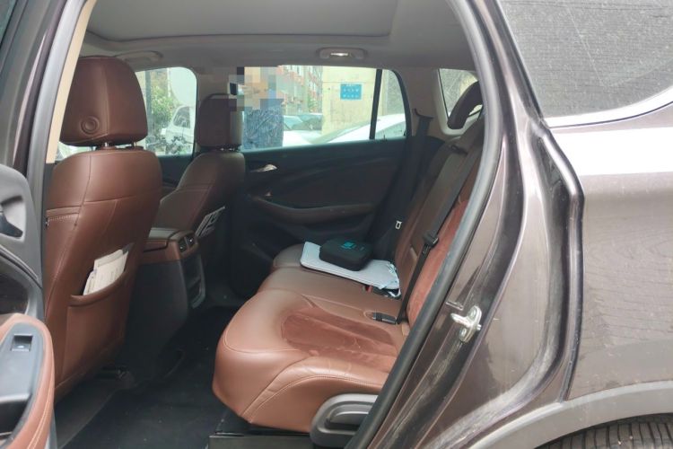 Used Buick Envision 2017 28T Four-Wheel Drive Elite Model Left Rear Seat