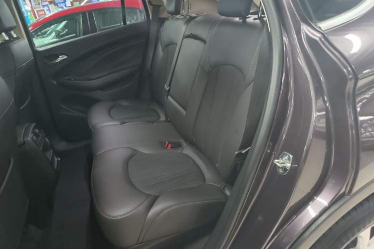 Used Buick Envision 2017 20T Two-Wheel Drive Leading Version Left Rear Seat