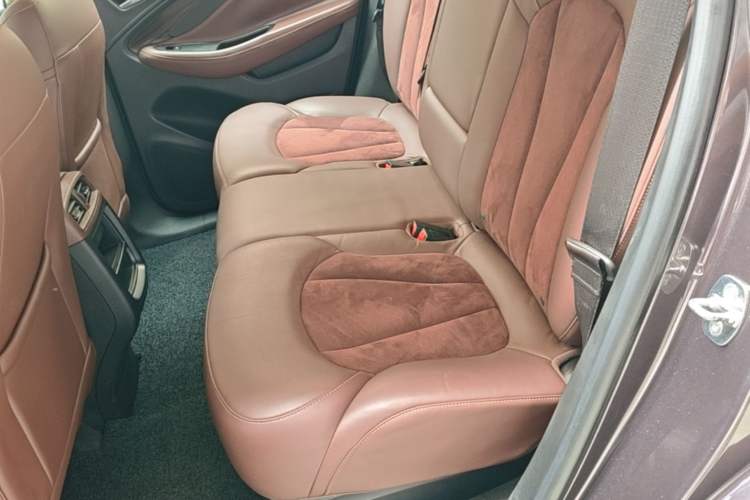 Used Buick Envision 2017 20T Two-Wheel Drive Elite Version Left Rear Seat