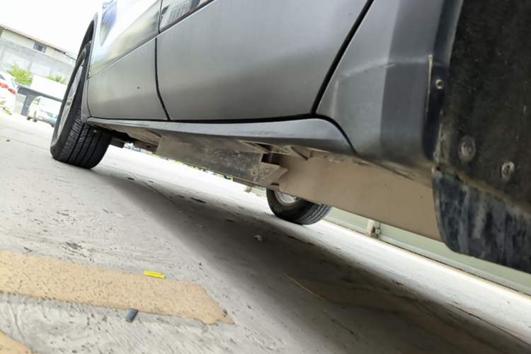 Used Buick Envision 2017 20T Two-Wheel Drive Leading Version Left Side Sill