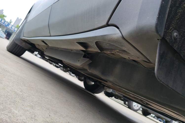 Used Buick Envision 2017 20T Two-Wheel Drive Elite Version Left Side Sill