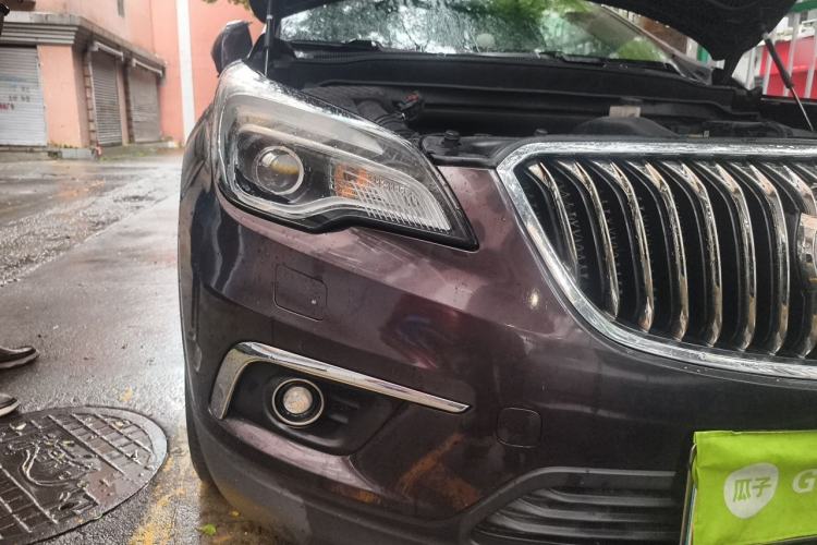 Used Buick Envision 2017 28T Four-Wheel Drive Elite Model Right Front Headlight
