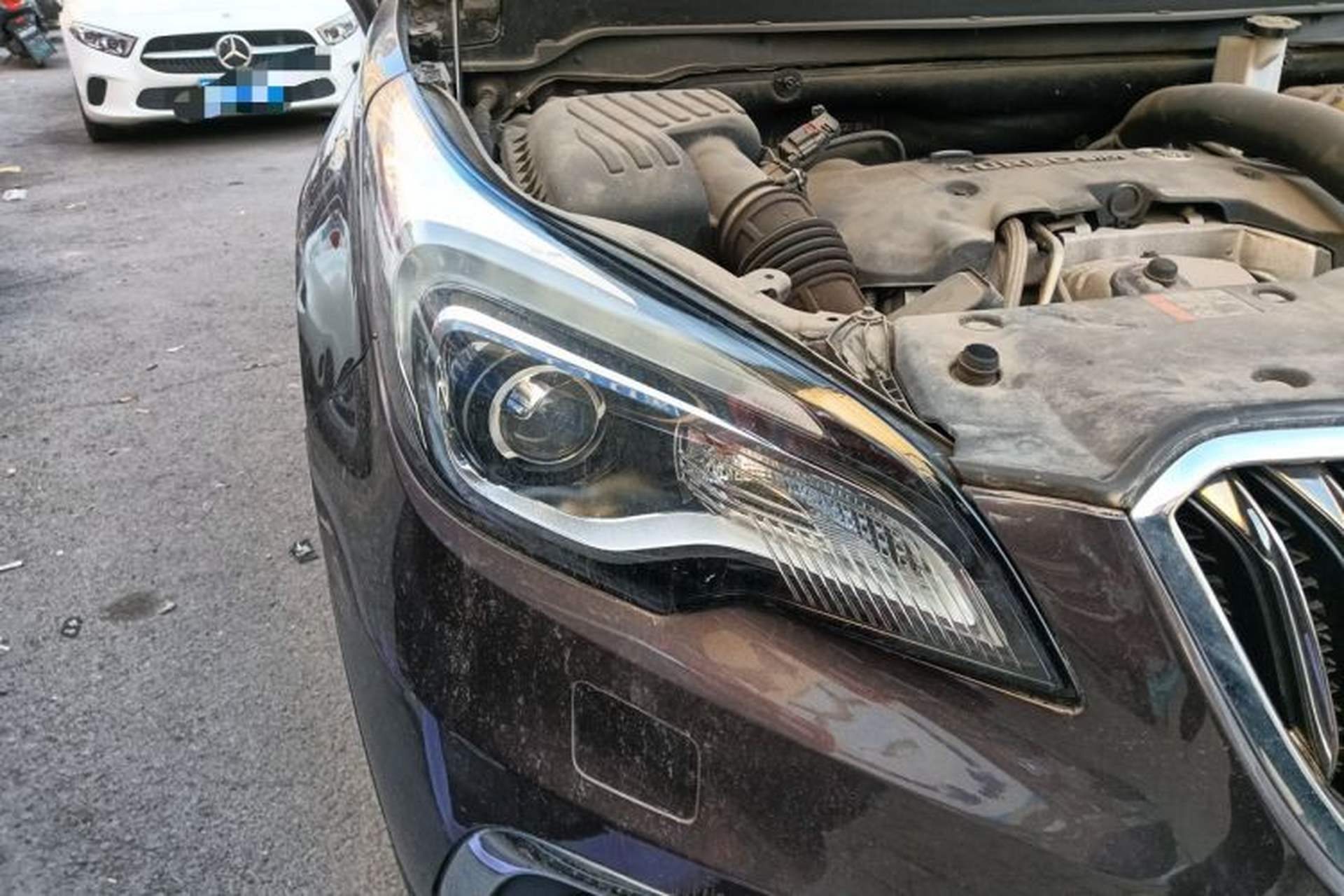 Used Buick Envision 2017 28T Four-Wheel Drive Elite Model Right Front Headlight
