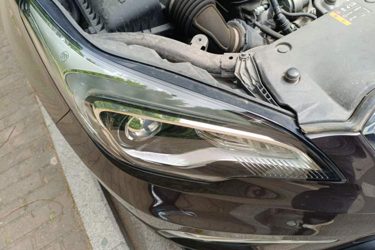 Used Buick Envision 2017 20T Two-Wheel Drive Leading Version Right Front Headlight