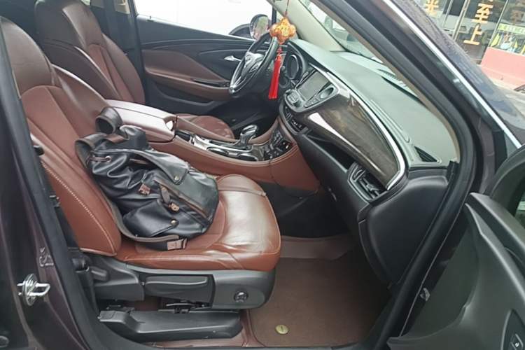 Used Buick Envision 2017 28T Four-Wheel Drive Elite Model Right Front Seat
