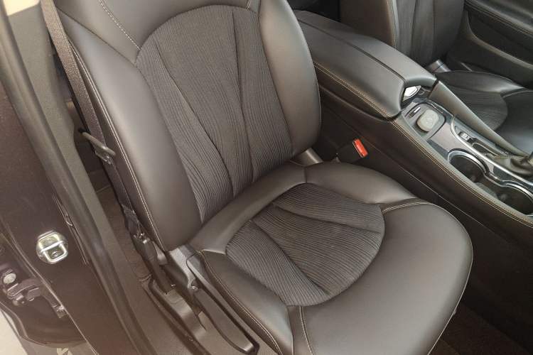 Used Buick Envision 2017 20T Two-Wheel Drive Leading Version Right Front Seat