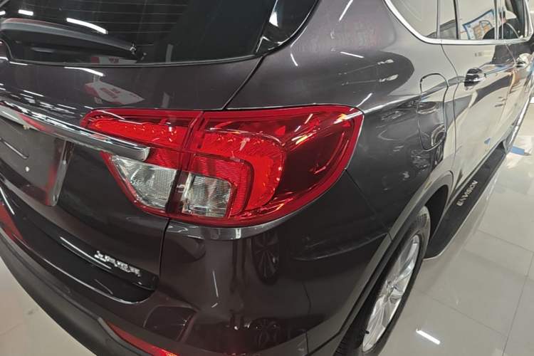 Used Buick Envision 2017 28T Four-Wheel Drive Elite Model Right Rear Taillight