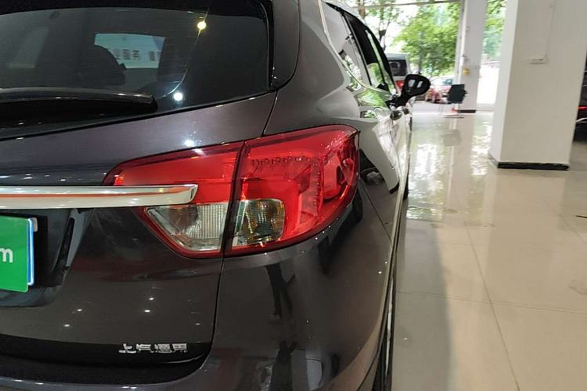 Used Buick Envision 2017 28T Four-Wheel Drive Elite Model Right Rear Taillight
