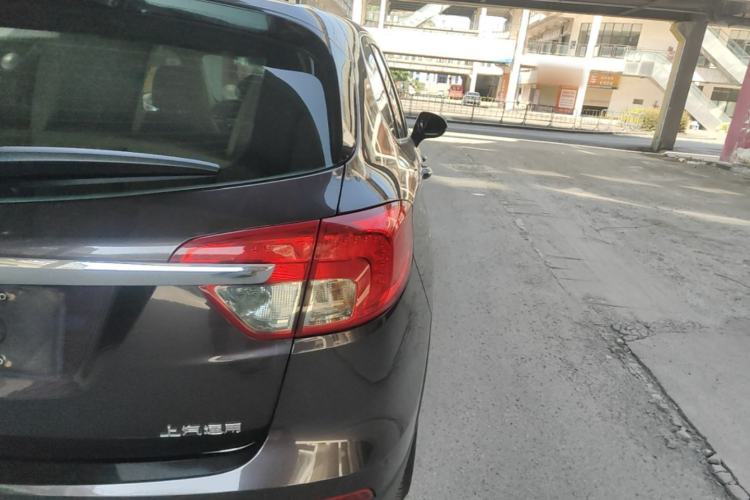 Used Buick Envision 2017 28T Four-Wheel Drive Elite Model Right Rear Taillight
