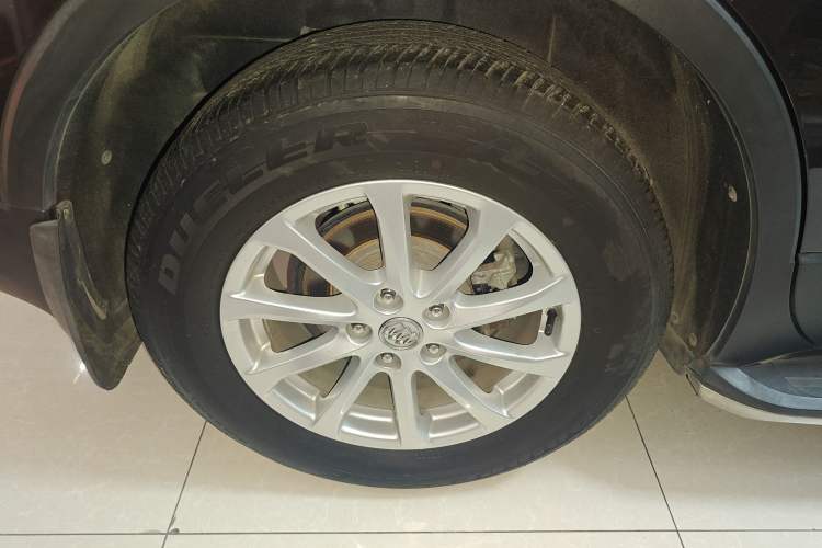 Used Buick Envision 2017 20T Two-Wheel Drive Leading Version Right Rear Wheel Hub