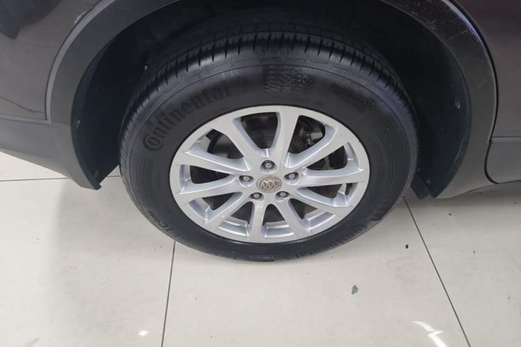 Used Buick Envision 2017 20T Two-Wheel Drive Leading Version Right Rear Wheel Hub