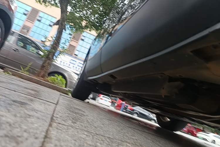 Used Buick Envision 2017 28T Four-Wheel Drive Elite Model Right Side Sill