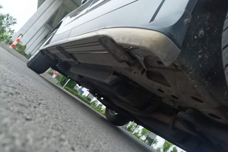 Used Buick Envision 2017 20T Two-Wheel Drive Elite Version Right Side Sill
