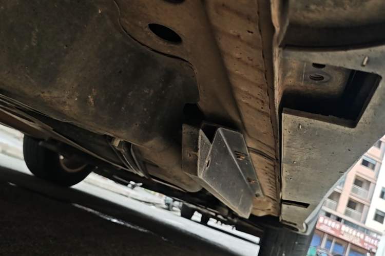 Used Buick Envision 2017 20T Two-Wheel Drive Elite Version Right Side Sill