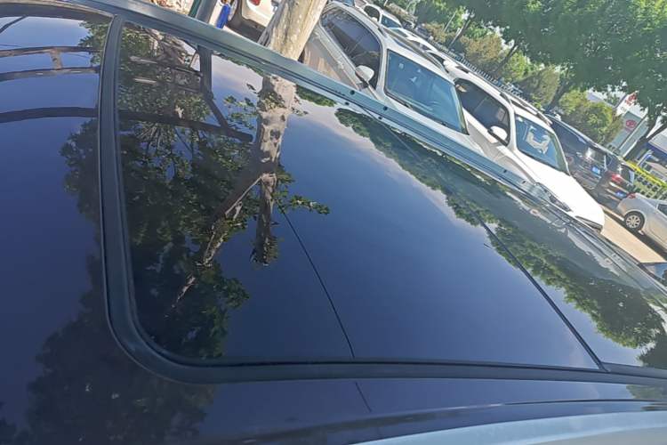 Used Buick Envision 2017 28T Four-Wheel Drive Luxury Model Roof