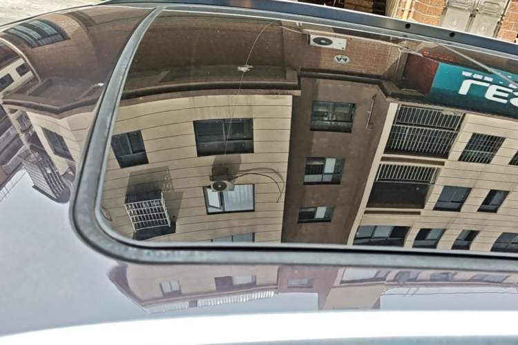 Used Buick Envision 2017 20T Two-Wheel Drive Elite Version Roof