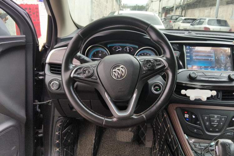 Used Buick Envision 2017 20T Two-Wheel Drive Luxury Model Steering Wheel