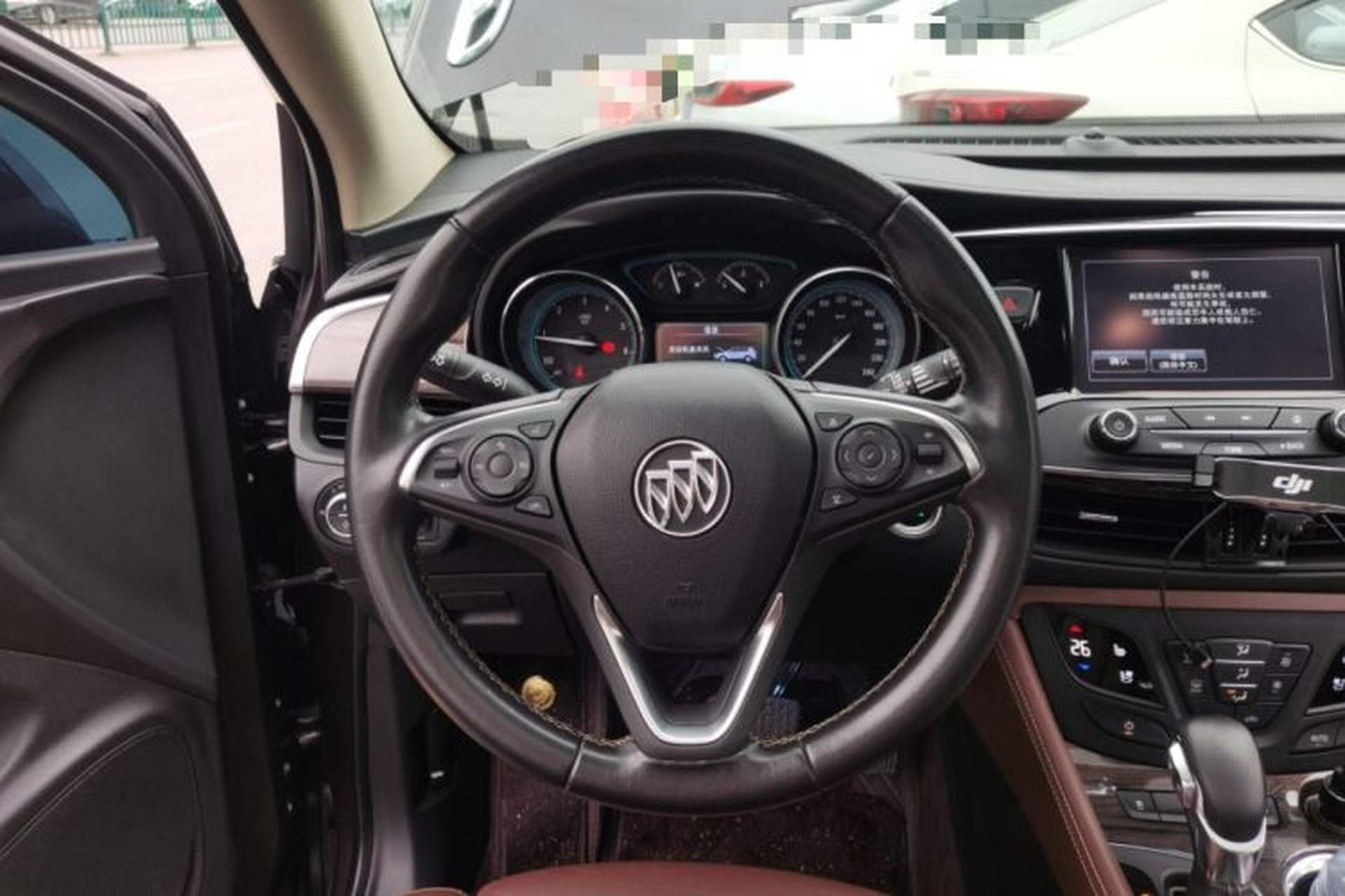 Used Buick Envision 2017 28T Four-Wheel Drive Luxury Model Steering Wheel