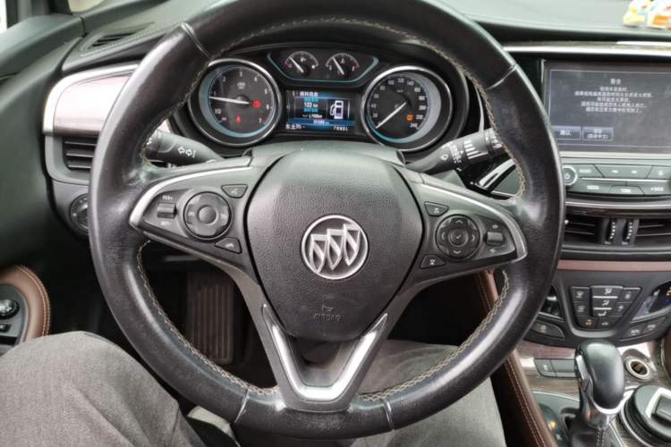 Used Buick Envision 2017 28T Four-Wheel Drive Elite Model Steering Wheel