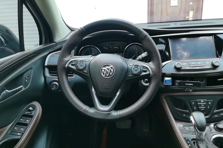 Used Buick Envision 2017 28T Four-Wheel Drive Elite Model Steering Wheel