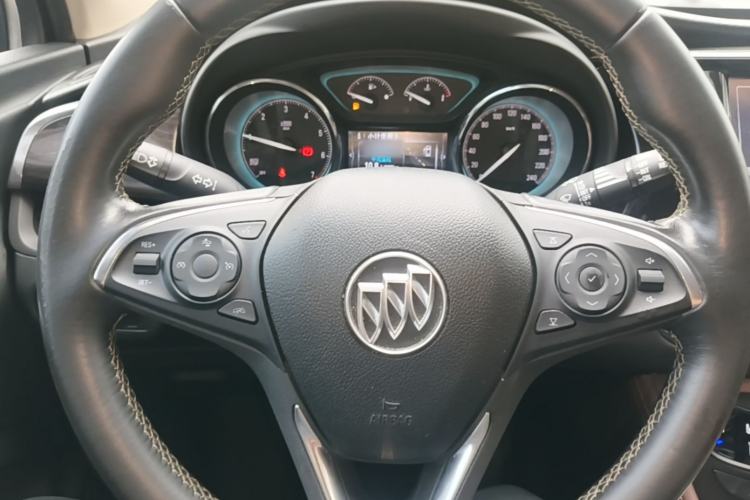 Used Buick Envision 2017 28T Four-Wheel Drive Luxury Model Steering Wheel
