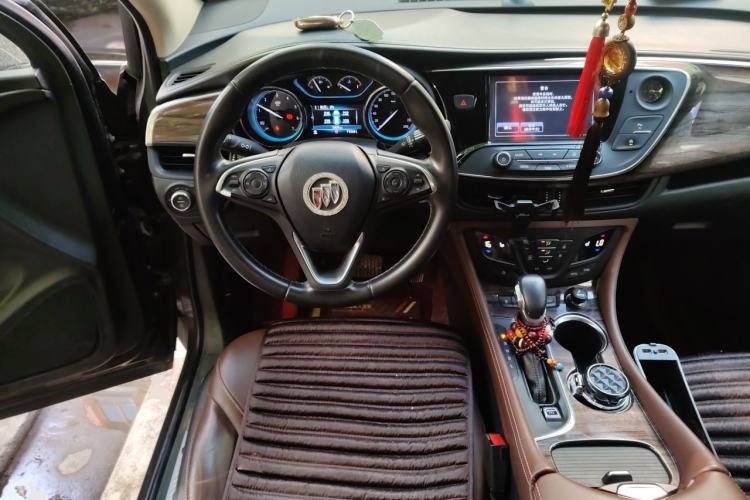 Used Buick Envision 2017 28T Four-Wheel Drive Elite Model Steering Wheel