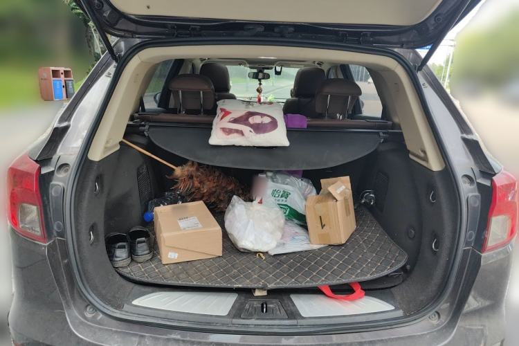Used Buick Envision 2017 20T Two-Wheel Drive Elite Version Trunk