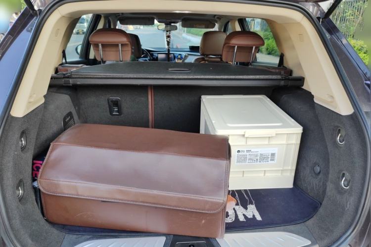 Used Buick Envision 2017 20T Two-Wheel Drive Elite Version Trunk
