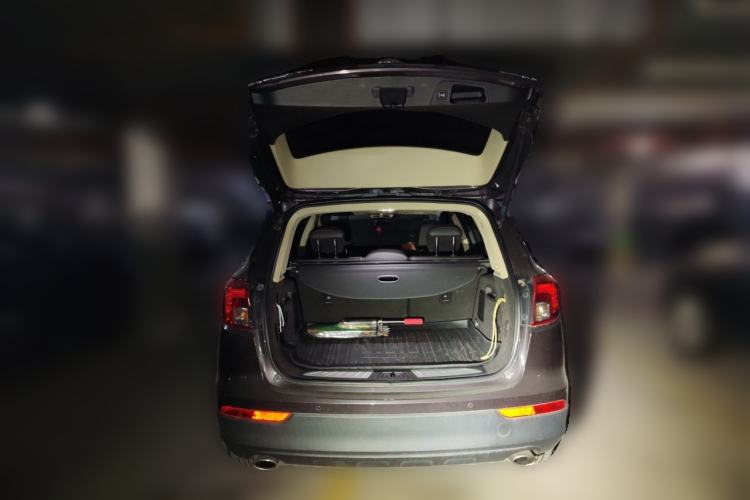 Used Buick Envision 2017 28T Four-Wheel Drive Elite Model Trunk