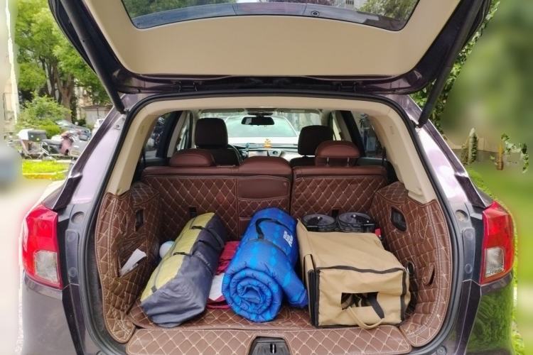 Used Buick Envision 2017 28T Four-Wheel Drive Elite Model Trunk