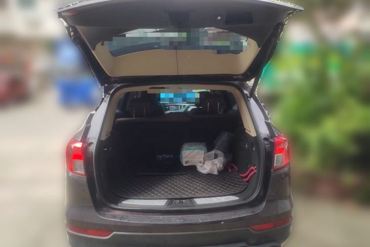 Used Buick Envision 2017 20T Two-Wheel Drive Luxury Model Trunk