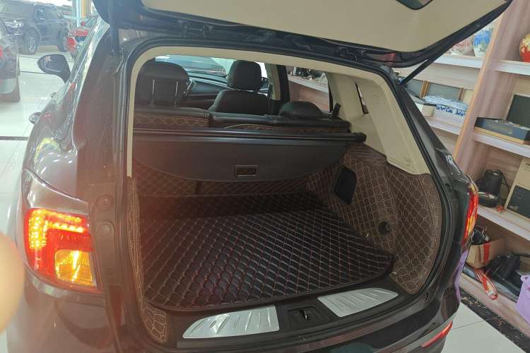 Used Buick Envision 2017 20T Two-Wheel Drive Leading Version Trunk