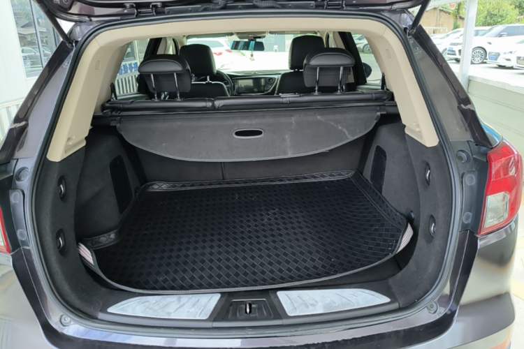 Used Buick Envision 2017 20T Two-Wheel Drive Leading Version Trunk