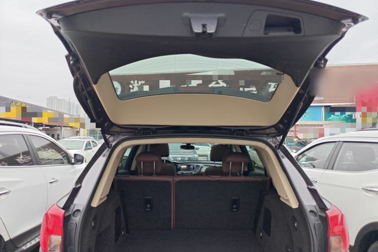 Used Buick Envision 2017 20T Two-Wheel Drive Elite Version Trunk