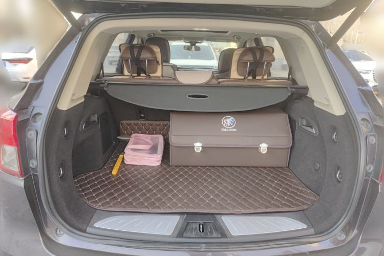 Used Buick Envision 2017 20T Two-Wheel Drive Luxury Model Trunk