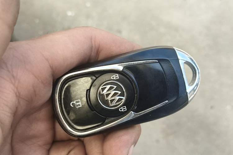 Used Buick Envision 2017 20T Two-Wheel Drive Leading Version Vehicle Key