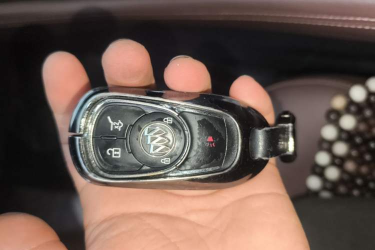 Used Buick Envision 2017 28T Four-Wheel Drive Elite Model Vehicle Key