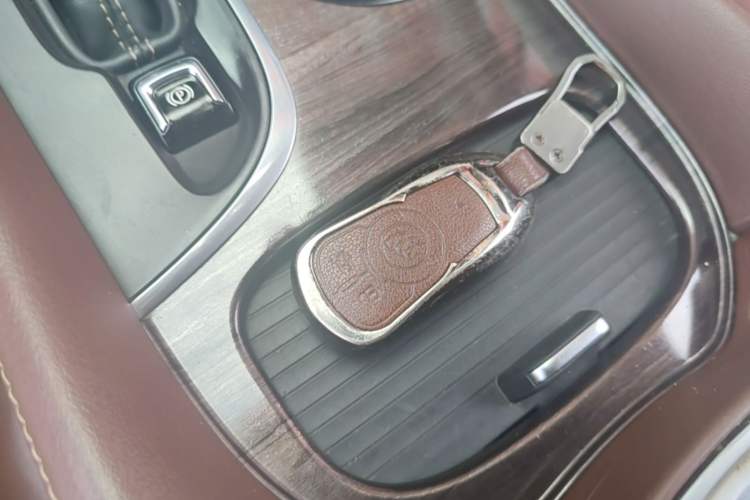 Used Buick Envision 2017 20T Two-Wheel Drive Luxury Model Vehicle Key