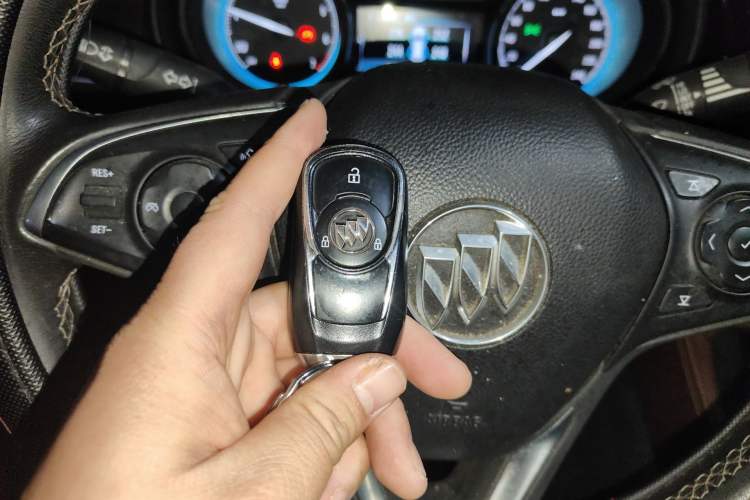 Used Buick Envision 2017 20T Two-Wheel Drive Elite Version Vehicle Key