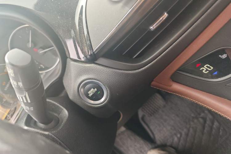 Used Buick Envision 2017 28T All-Wheel-Drive Versatile Sport Flagship Edition Vehicle Key